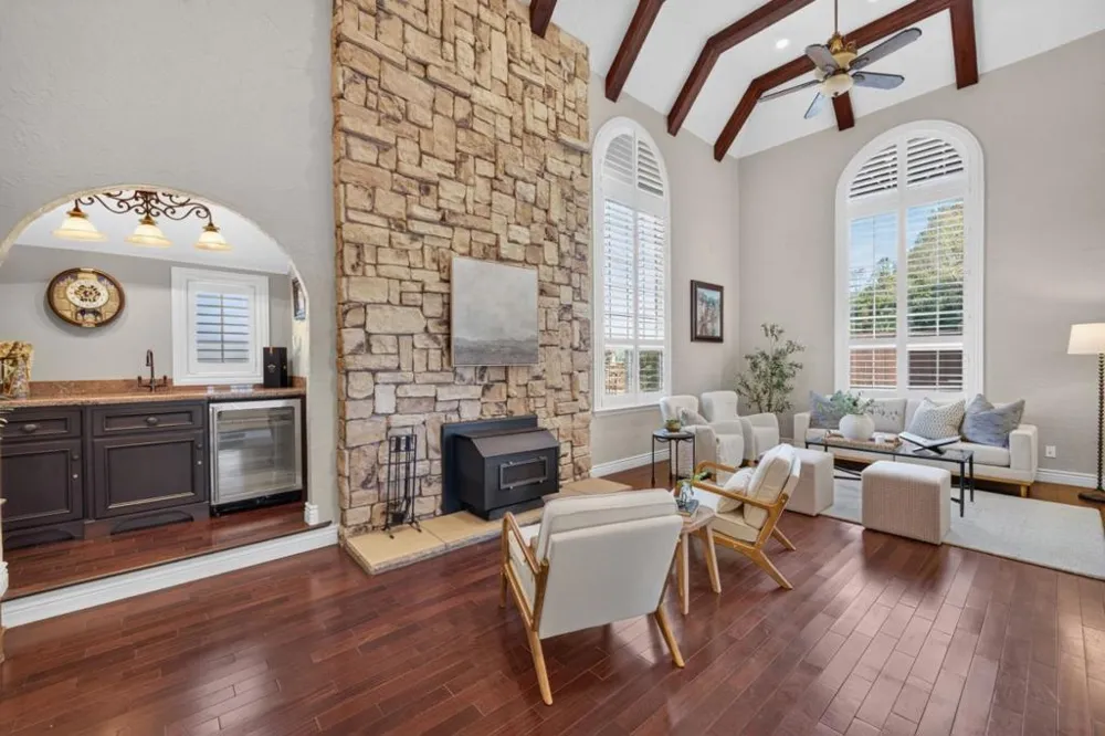 17005 Uvas Road Morgan Hill, CA 95037