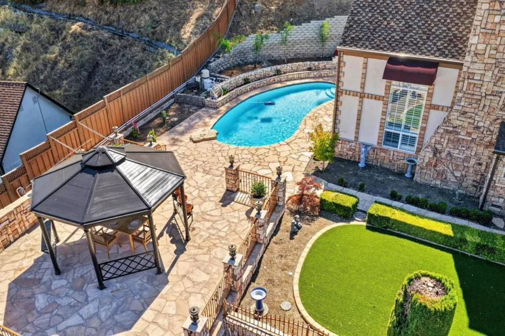 17005 Uvas Road Morgan Hill, CA 95037