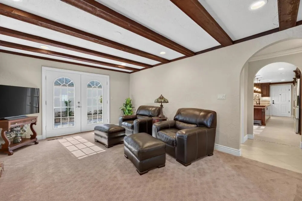 17005 Uvas Road Morgan Hill, CA 95037