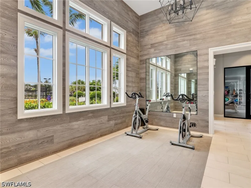 Saint Lucia Drive Naples, FL 34114