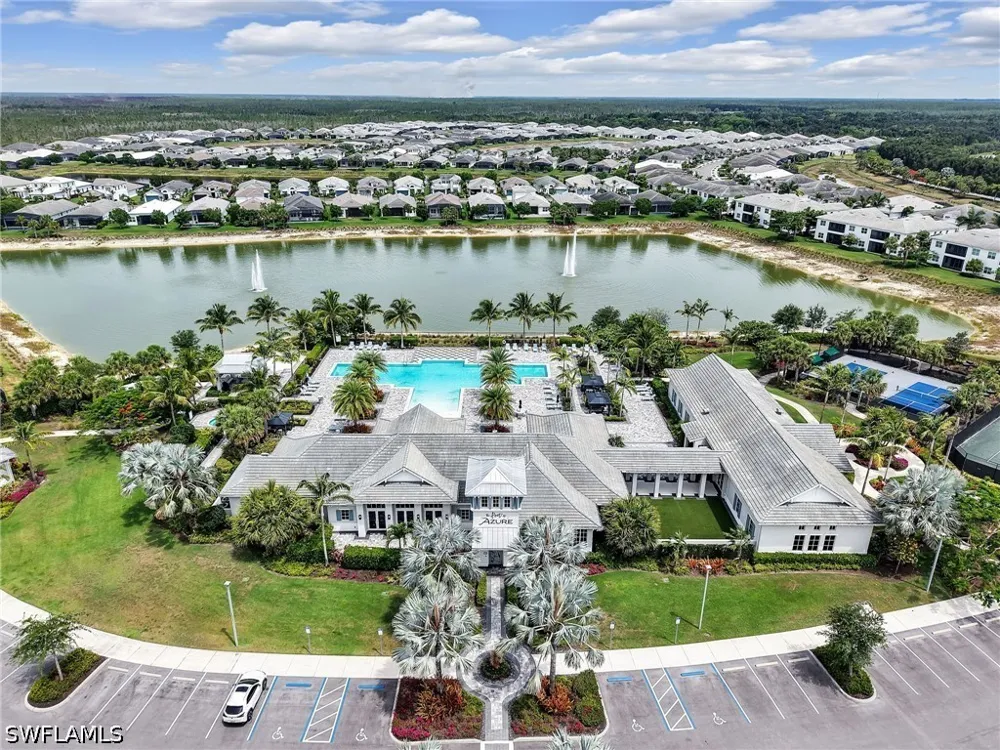 Saint Lucia Drive Naples, FL 34114