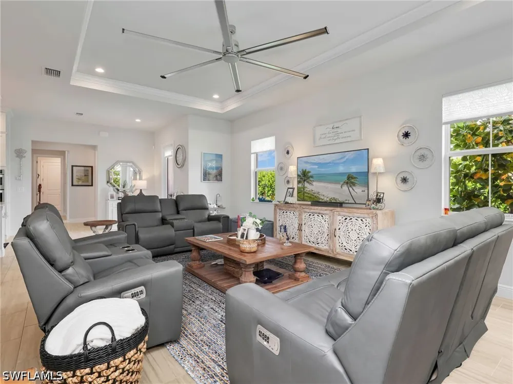 Saint Lucia Drive Naples, FL 34114