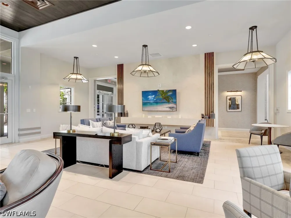 Saint Lucia Drive Naples, FL 34114
