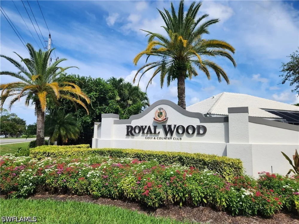 Cranbrook Way #D202 Naples, FL 34112