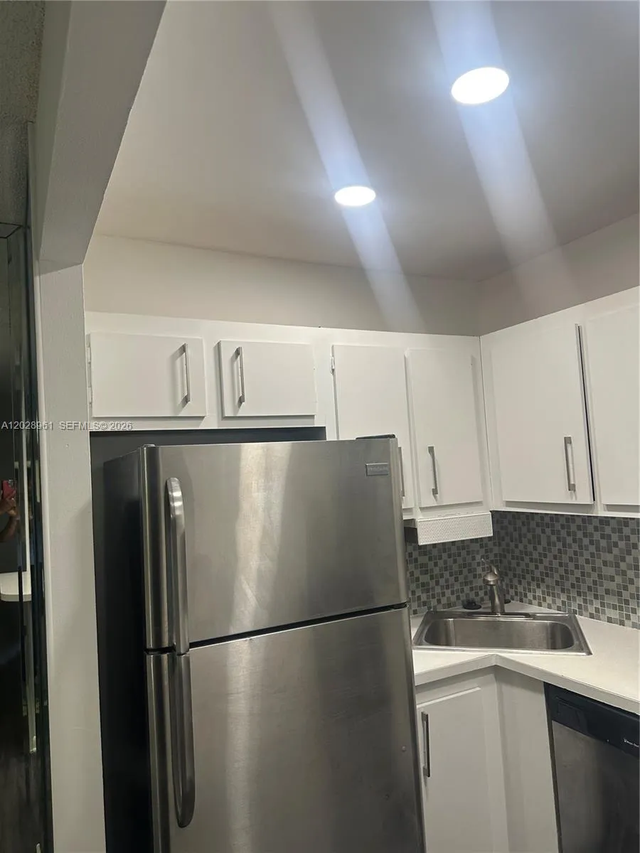 5 Jacaranda Country Club Dr #206 Plantation, FL 33324