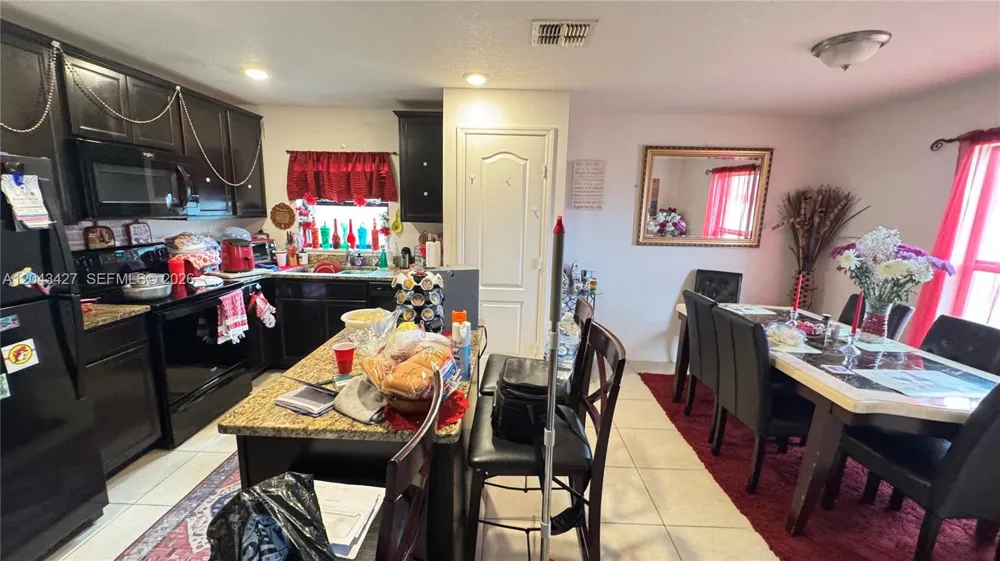 1012 Wynnmere Walk Ave Other City - In The State Of Florida, FL 33570
