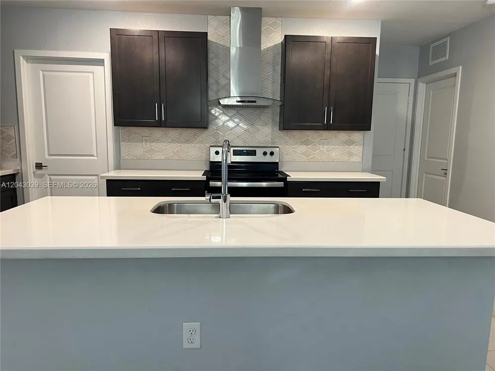 421 NE 6th Ct Florida City, FL 33034