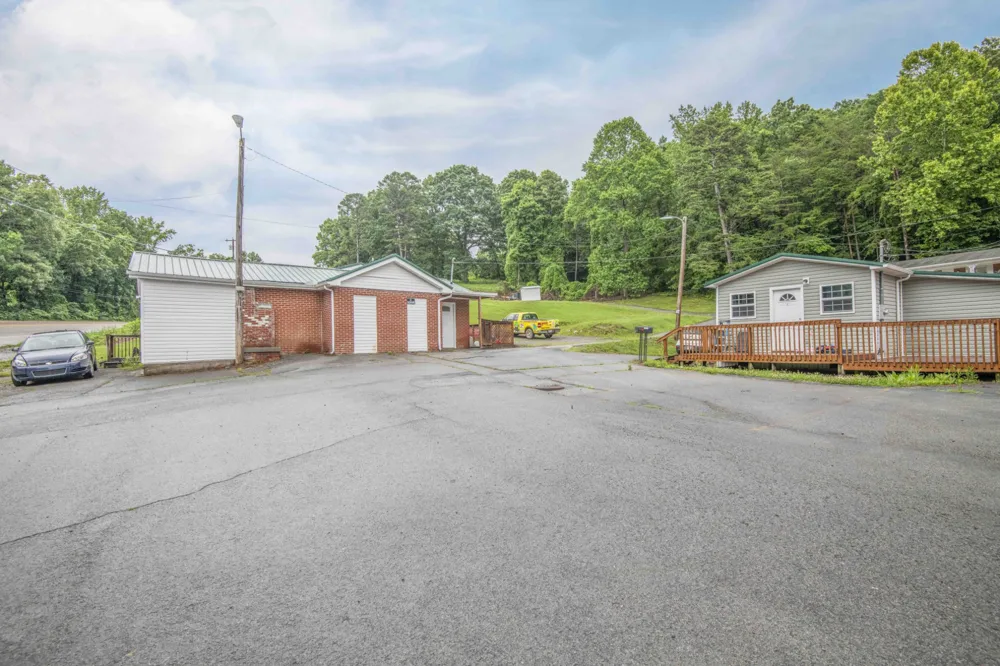 6364 Maynardville Hwy Maynardville, TN 37807