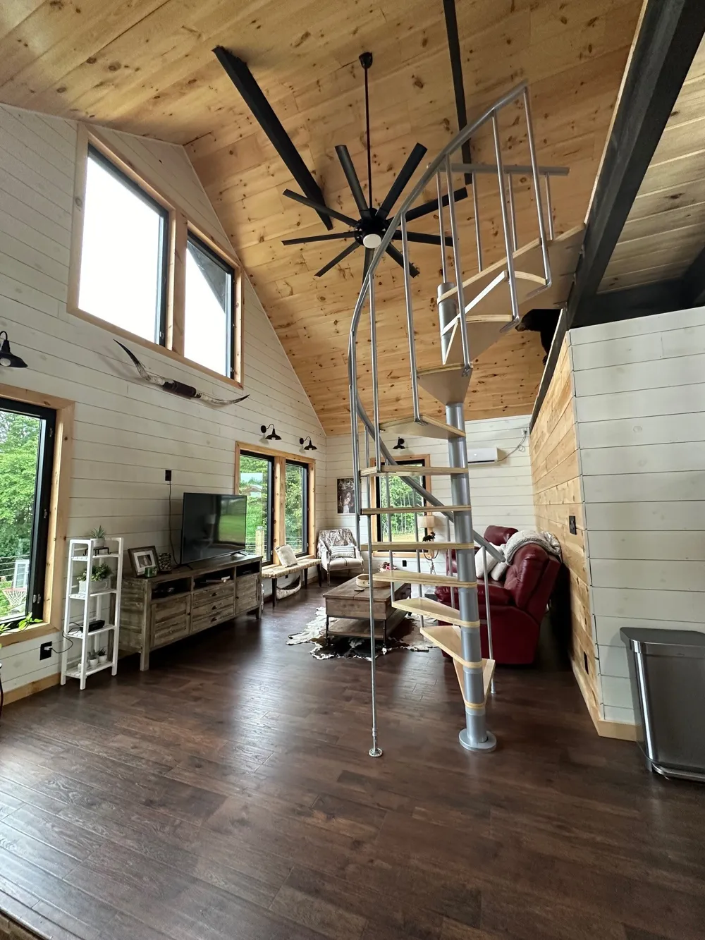 283 Markum Ln Spencer, TN 38585