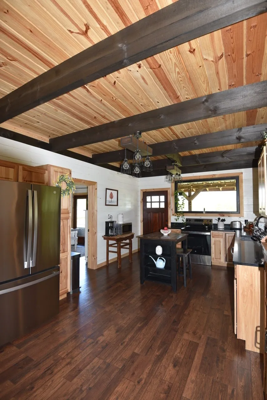 283 Markum Ln Spencer, TN 38585