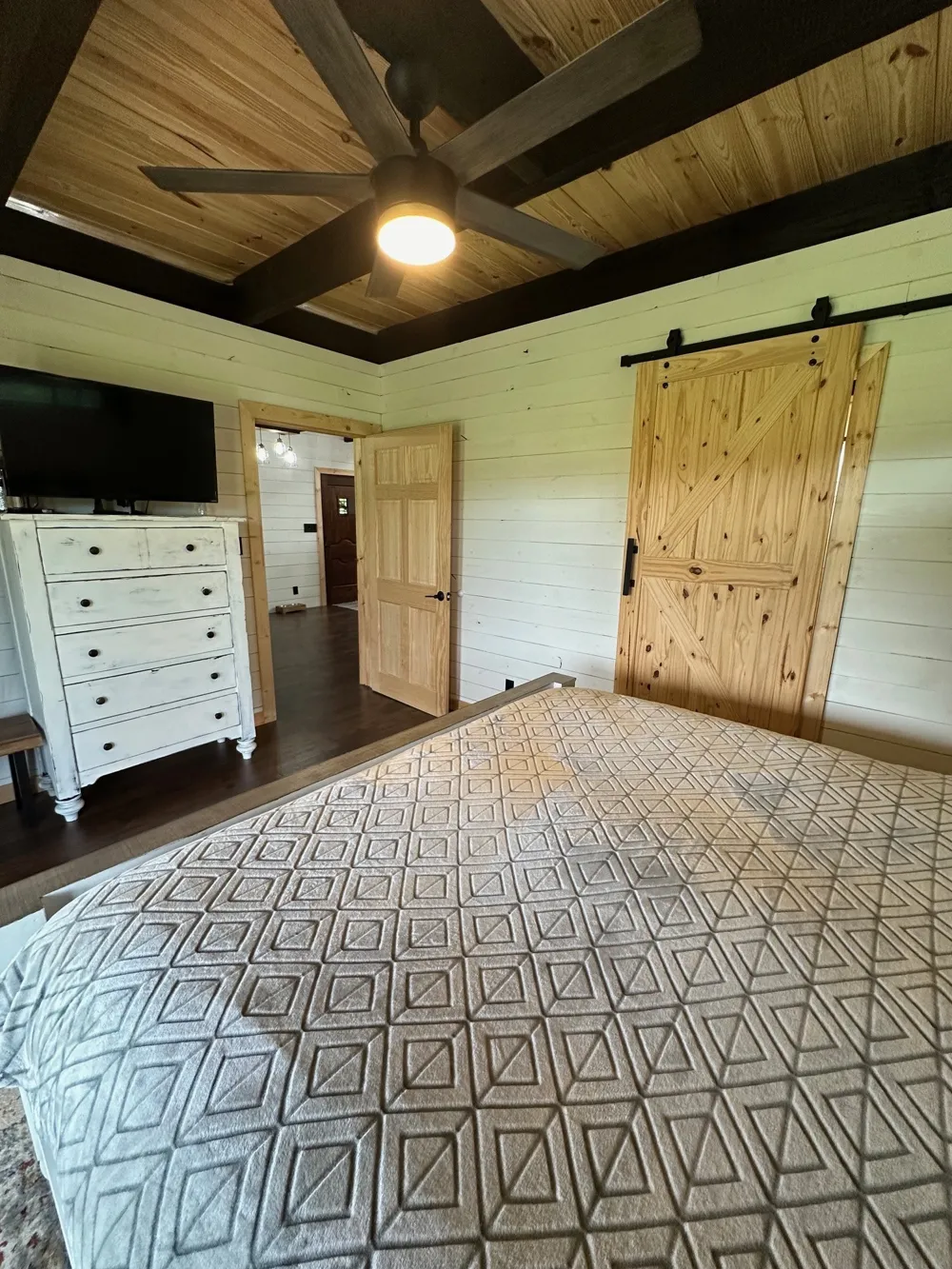 283 Markum Ln Spencer, TN 38585