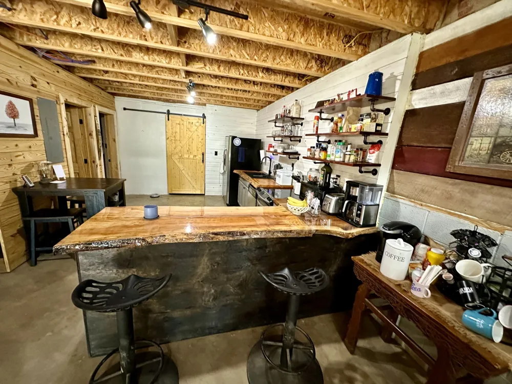 283 Markum Ln Spencer, TN 38585