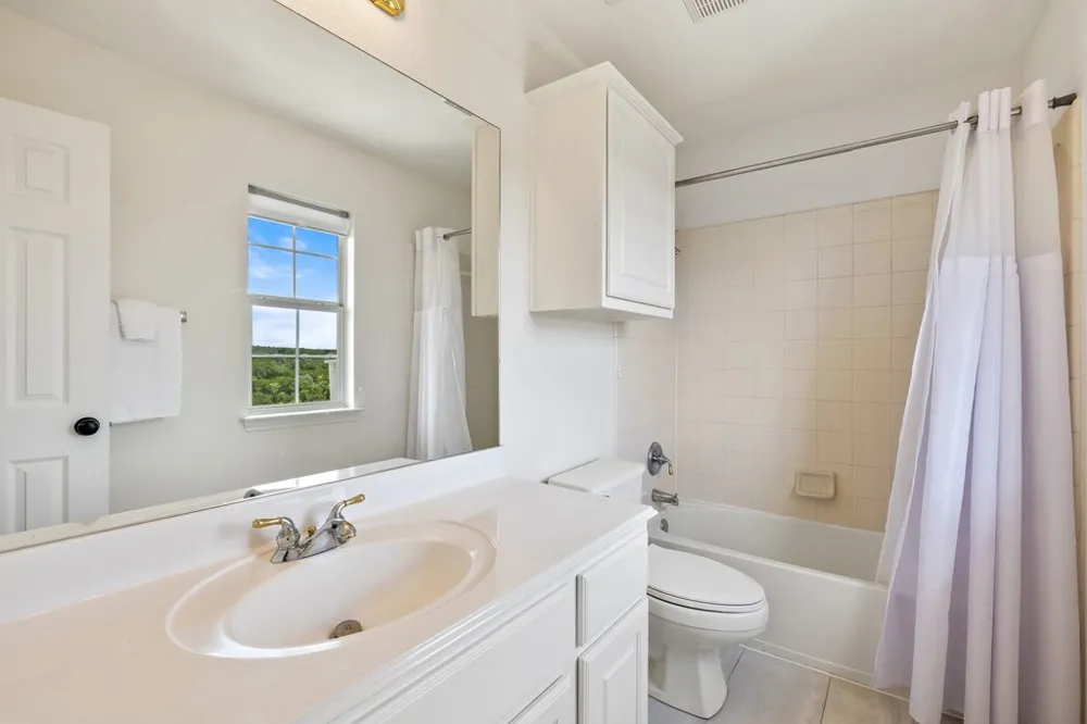 12217 Lake Stone Drive Austin, TX 78738