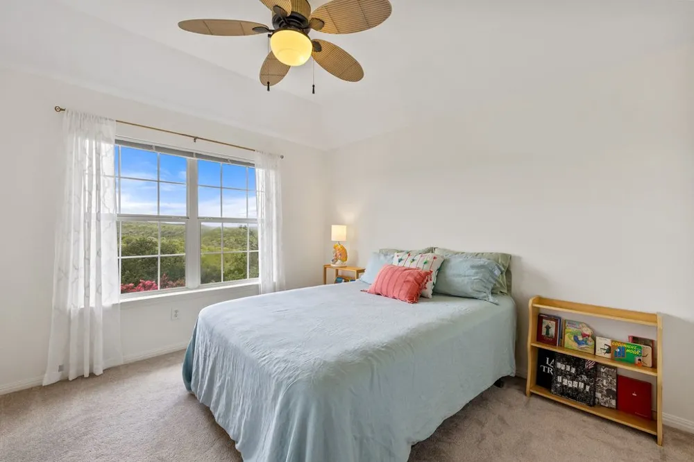 12217 Lake Stone Drive Austin, TX 78738
