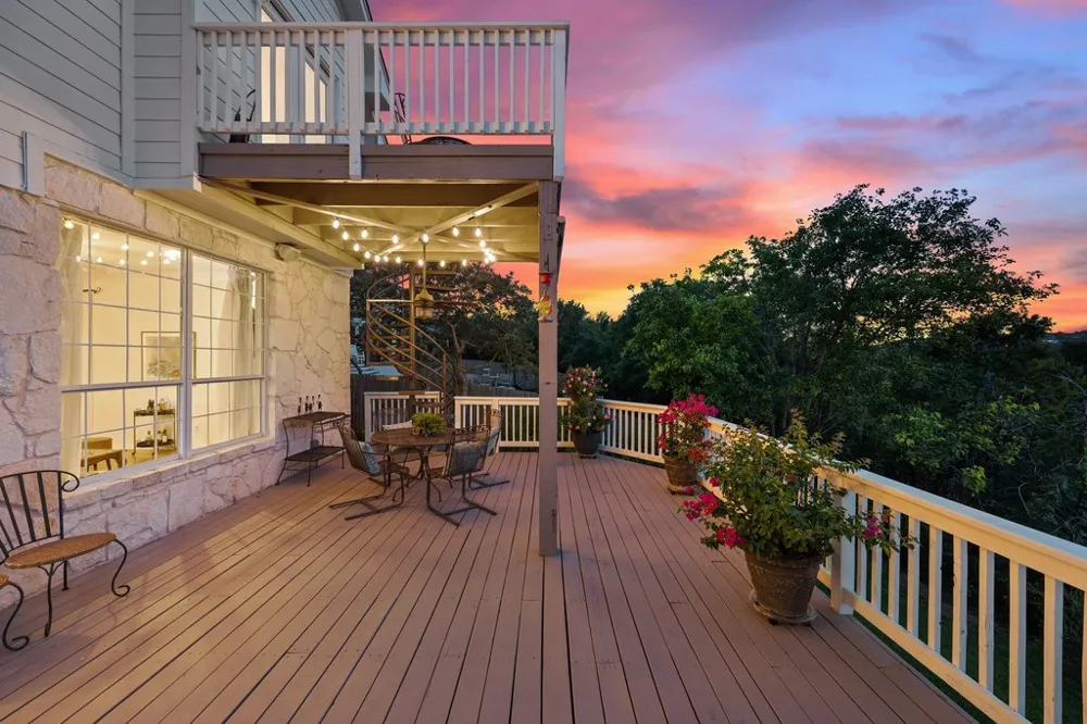 12217 Lake Stone Drive Austin, TX 78738