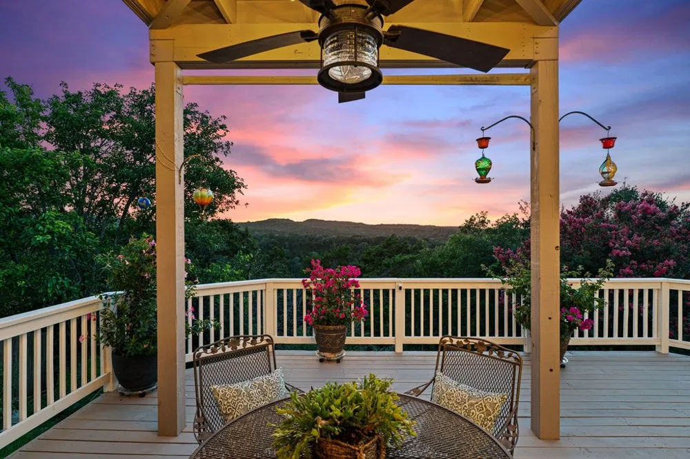 12217 Lake Stone Drive Austin, TX 78738