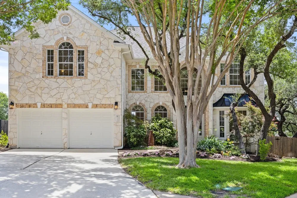 12217 Lake Stone Drive Austin, TX 78738
