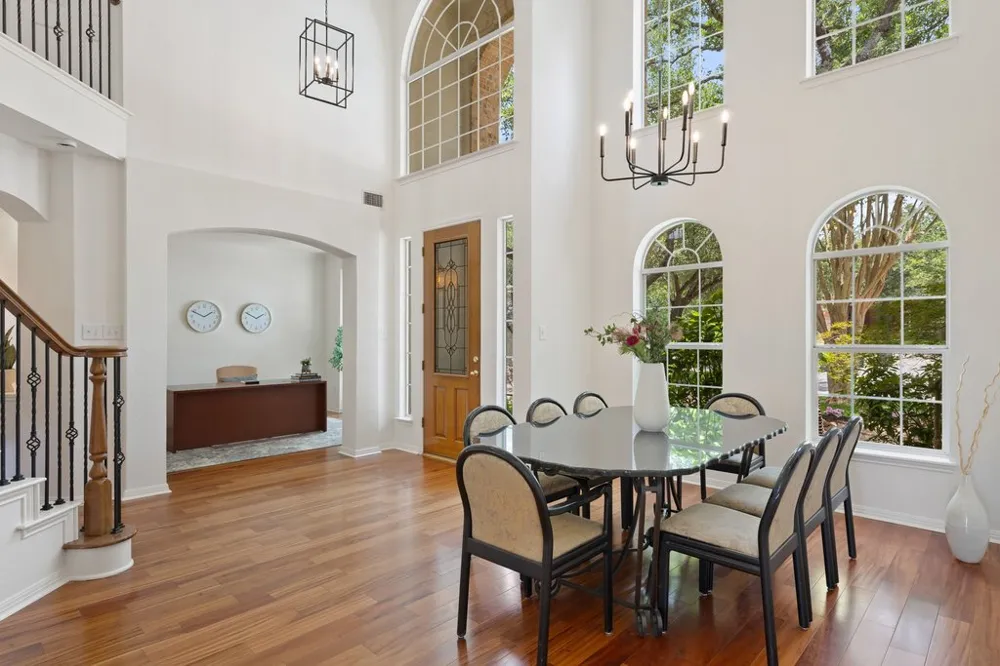 12217 Lake Stone Drive Austin, TX 78738