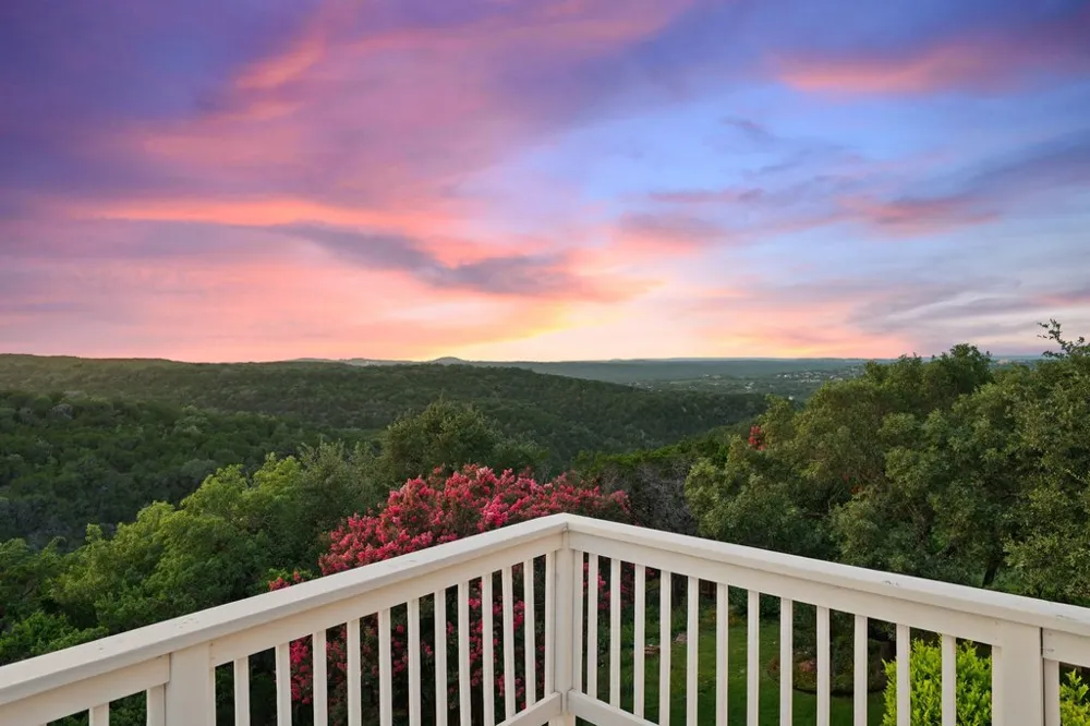 12217 Lake Stone Drive Austin, TX 78738