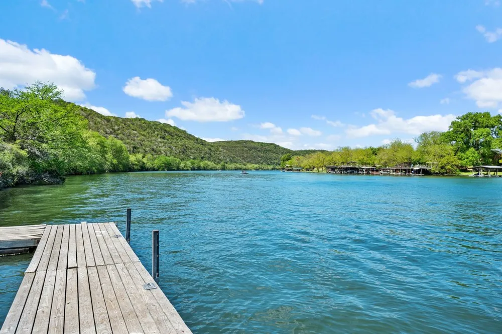 12217 Lake Stone Drive Austin, TX 78738