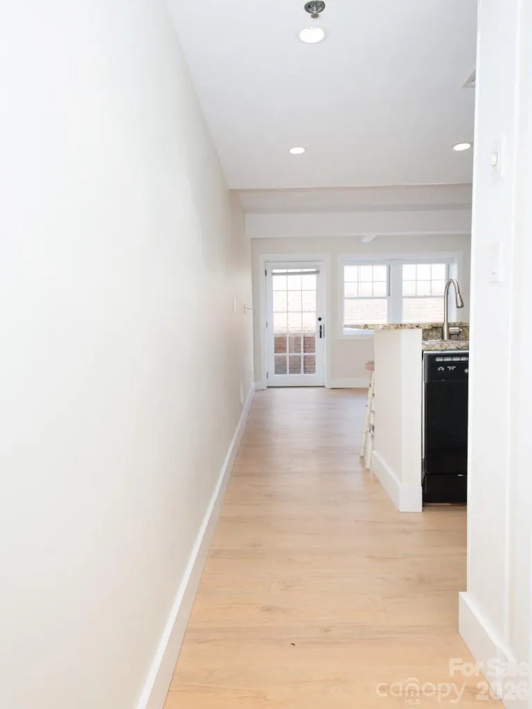 37 Hiawassee Street #W103 Asheville, NC 28801