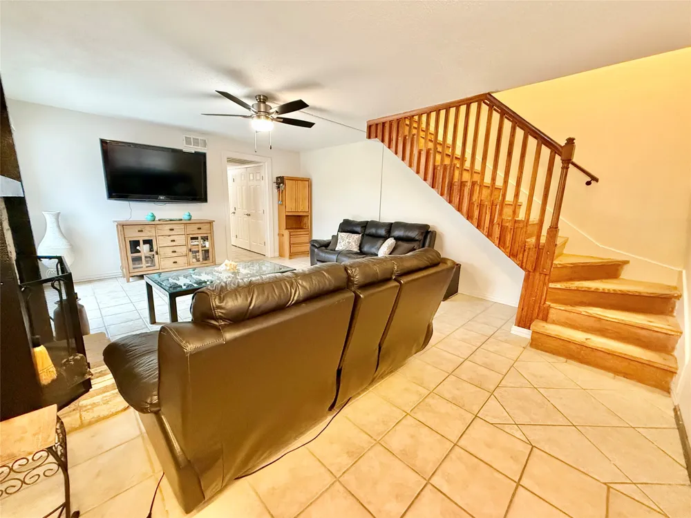 2010 Via Sonoma Carrollton, TX 75006