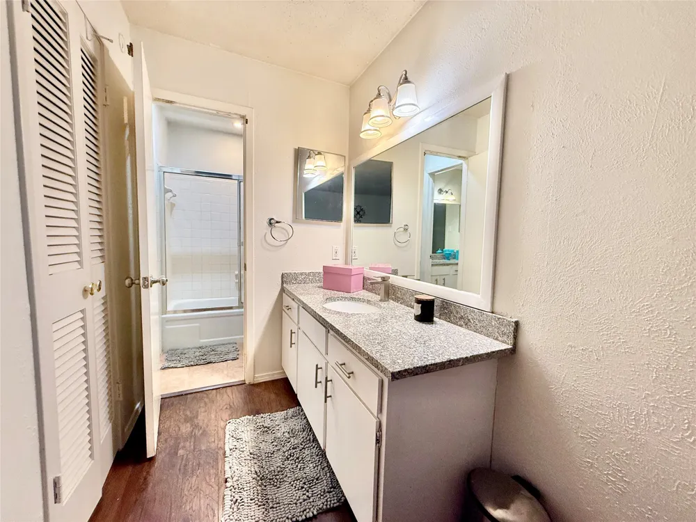 2010 Via Sonoma Carrollton, TX 75006
