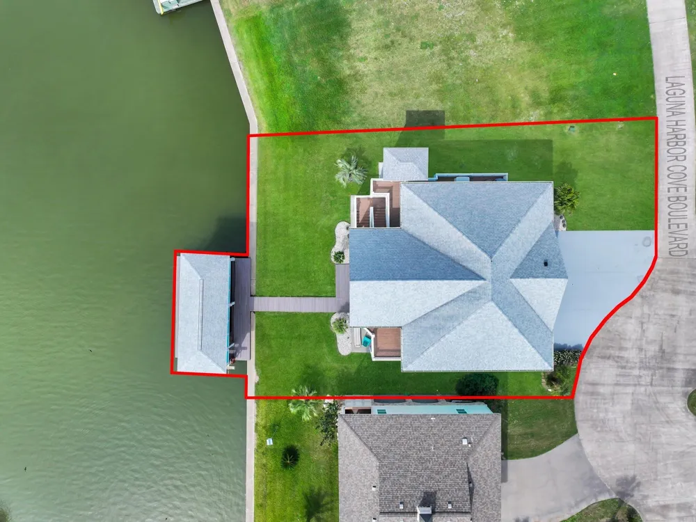 2005 Laguna Harbor Cove Boulevard Port Bolivar, TX 77650