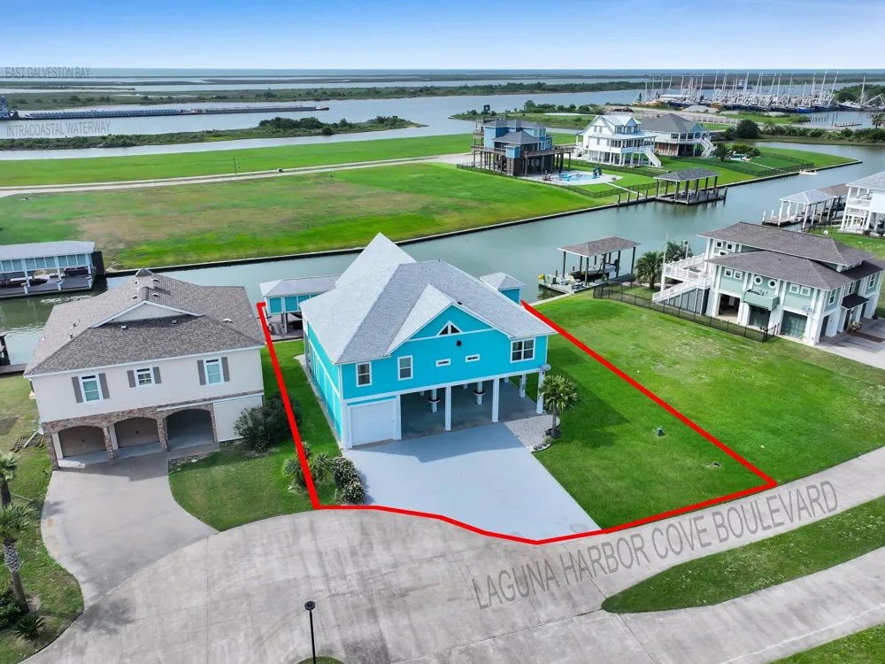 2005 Laguna Harbor Cove Boulevard Port Bolivar, TX 77650