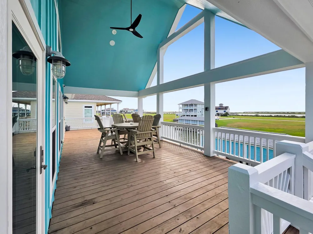 2005 Laguna Harbor Cove Boulevard Port Bolivar, TX 77650