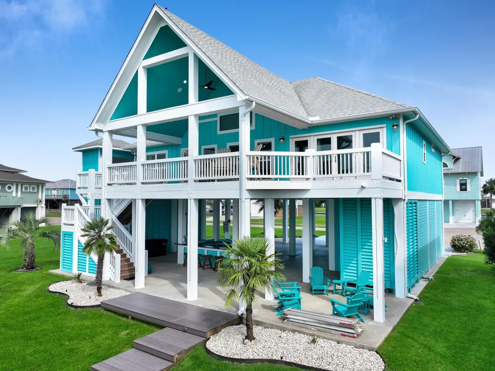 2005 Laguna Harbor Cove Boulevard Port Bolivar, TX 77650