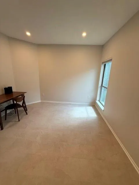 130 W Creekview Drive Fredericksburg, TX 78624
