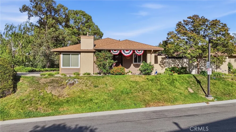 20002 Avenue Of The Oaks Newhall, CA 91321