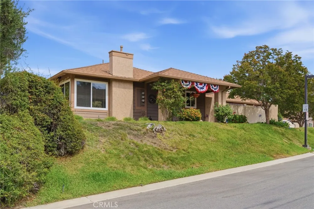 20002 Avenue Of The Oaks Newhall, CA 91321