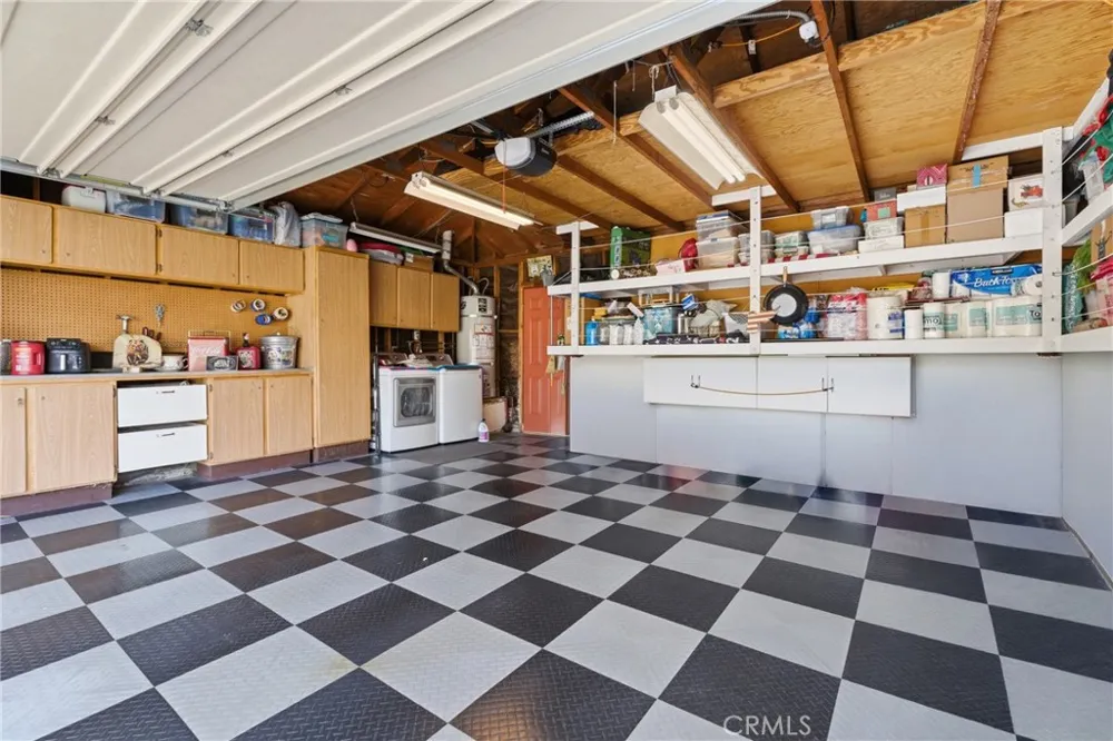 20002 Avenue Of The Oaks Newhall, CA 91321