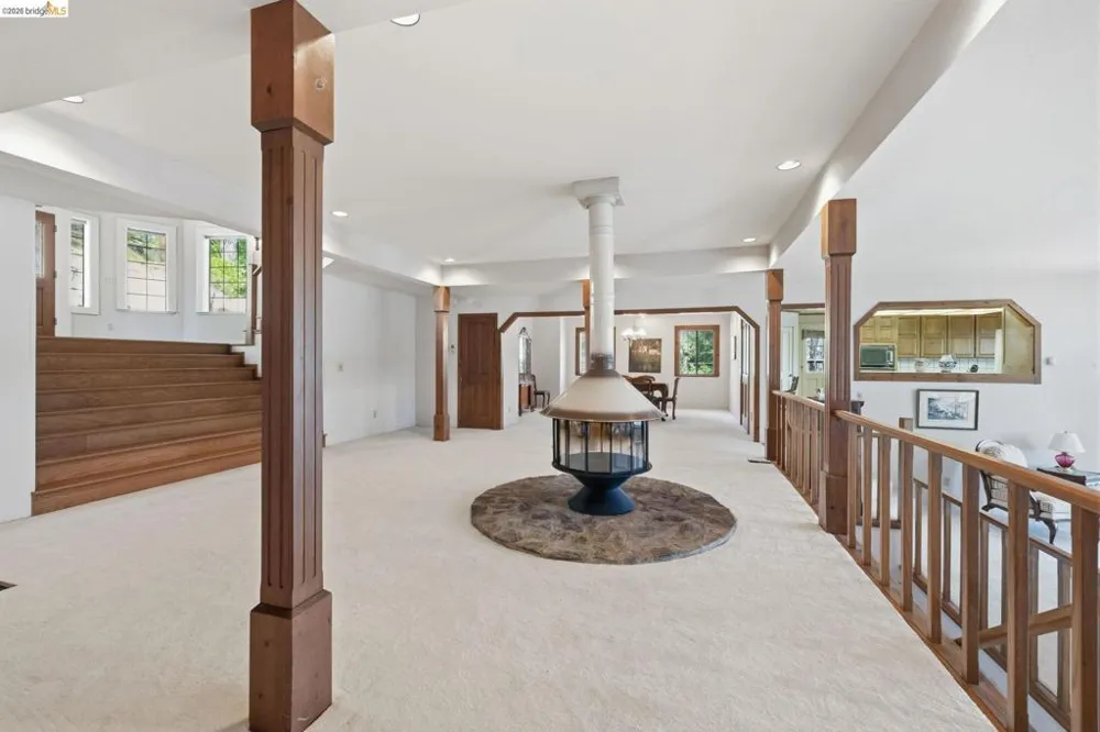 20144 Lower Skyridge Groveland, CA 95321