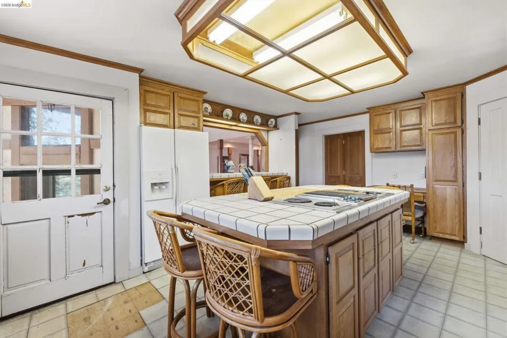 20144 Lower Skyridge Groveland, CA 95321