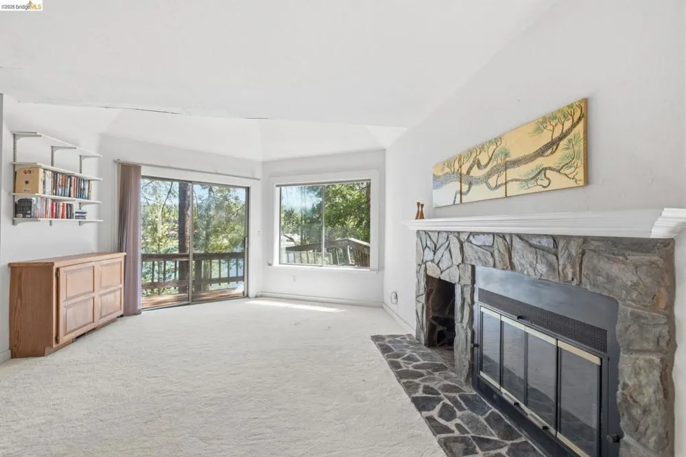 20144 Lower Skyridge Groveland, CA 95321