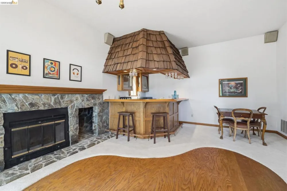 20144 Lower Skyridge Groveland, CA 95321