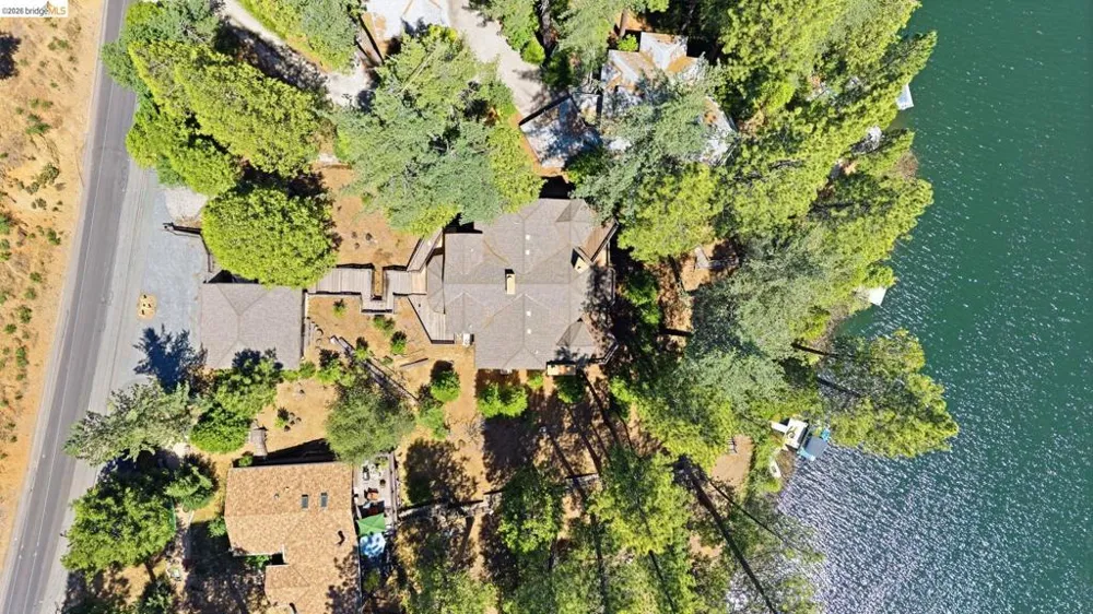 20144 Lower Skyridge Groveland, CA 95321