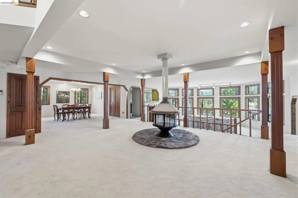 20144 Lower Skyridge Groveland, CA 95321