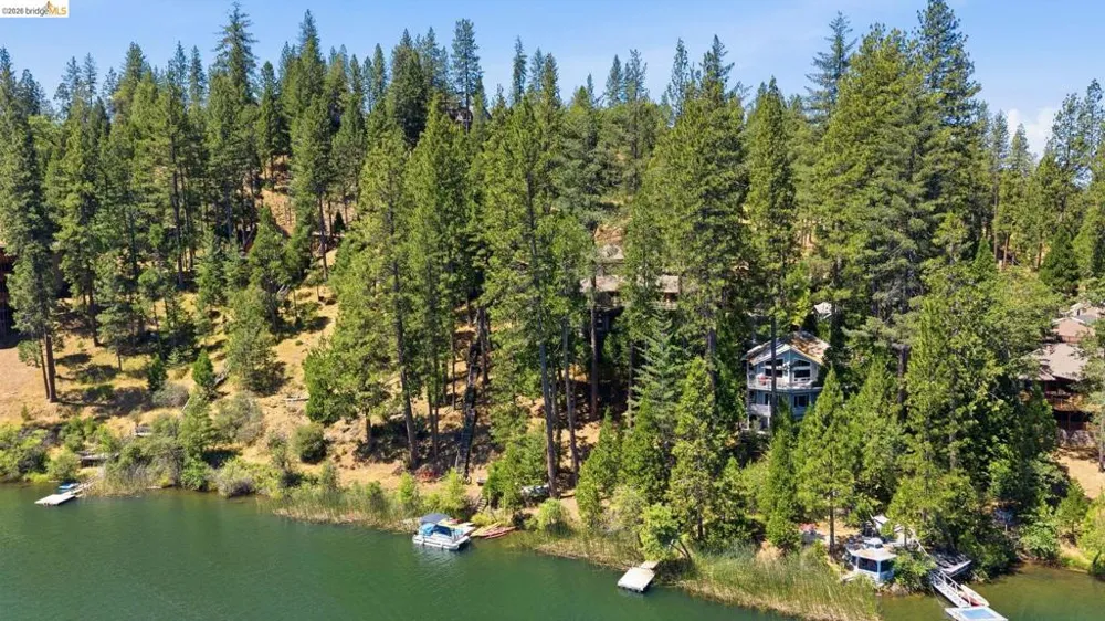20144 Lower Skyridge Groveland, CA 95321