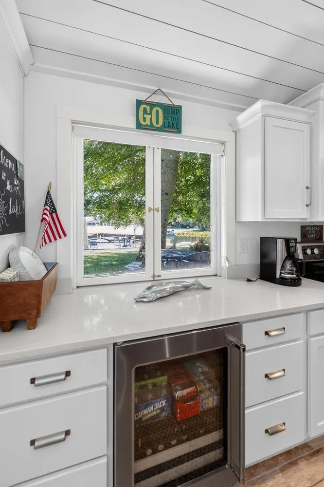 61626 Lagoon Drive Cassopolis, MI 49031