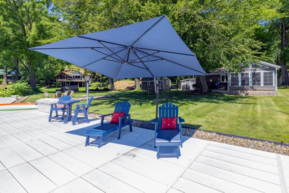 61626 Lagoon Drive Cassopolis, MI 49031