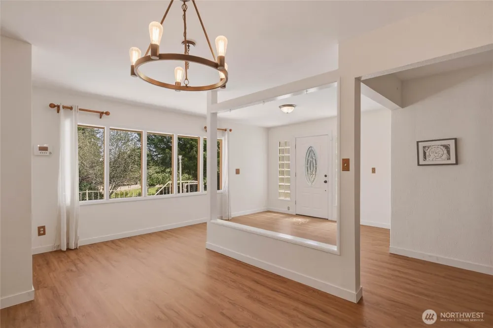 1310 Red Apple Road Wenatchee, WA 98801