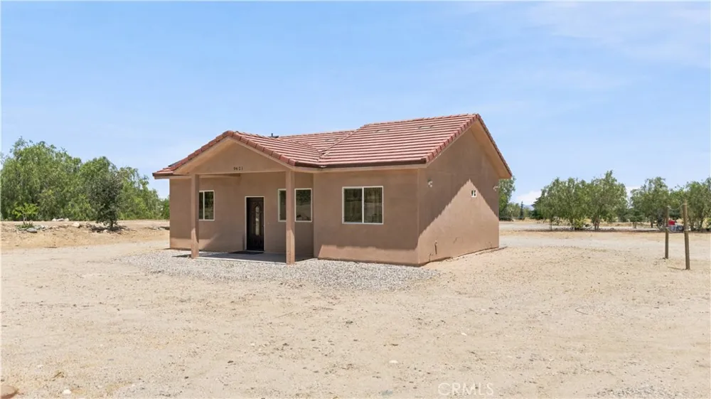 9421 Fort Tejon Littlerock, CA 93550