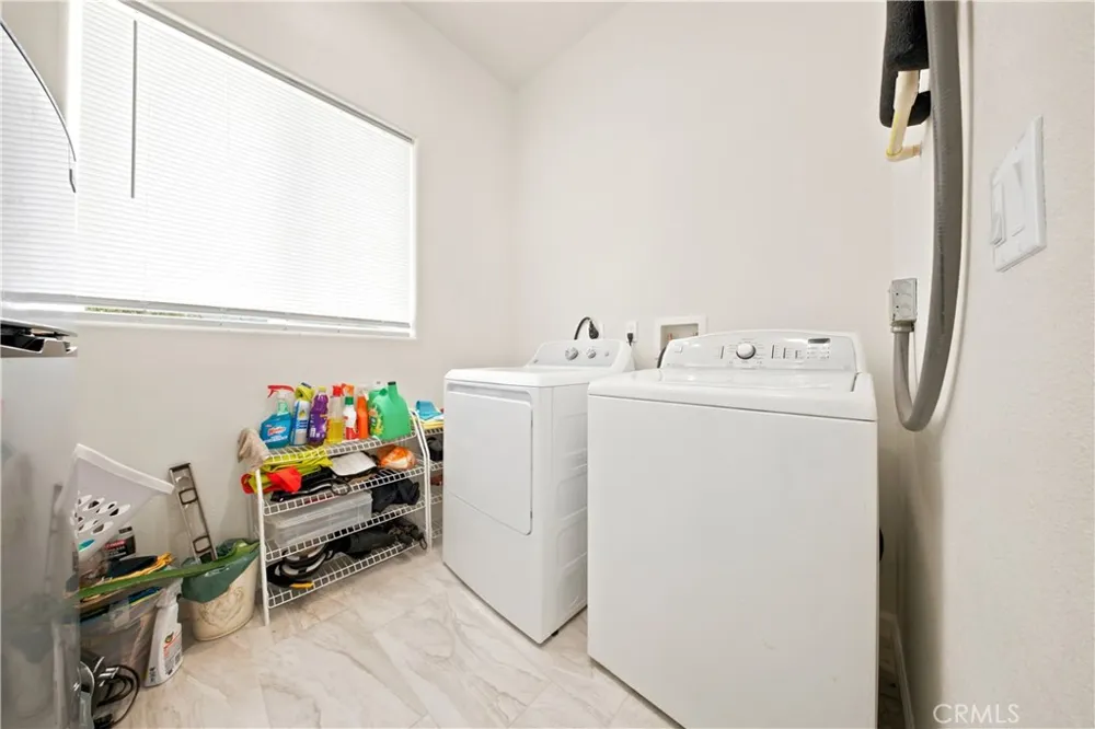 9421 Fort Tejon Littlerock, CA 93550