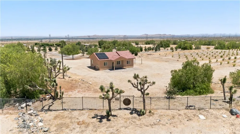 9421 Fort Tejon Littlerock, CA 93550