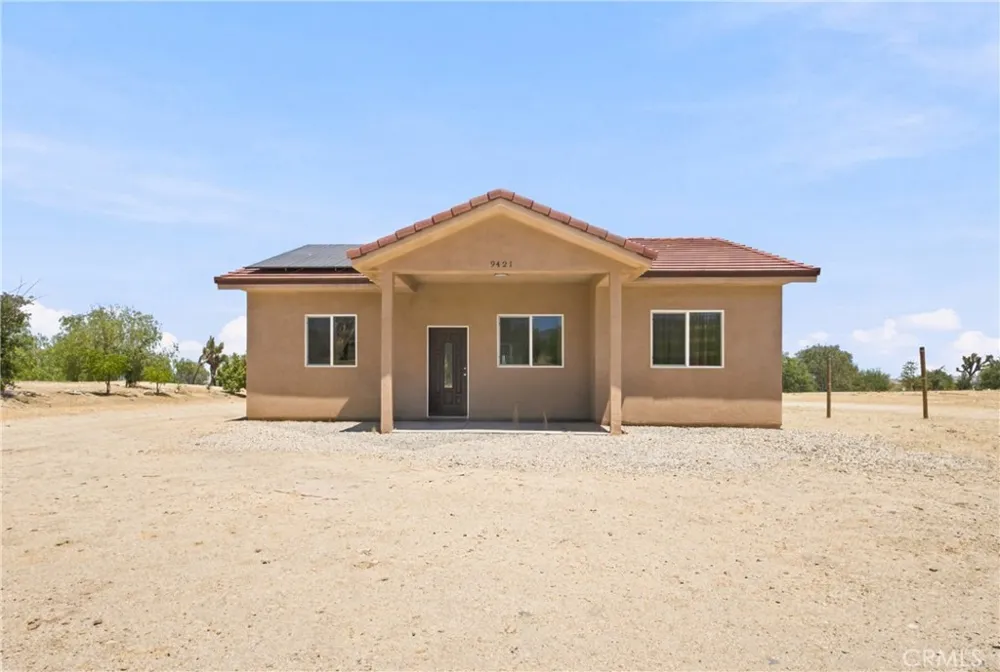 9421 Fort Tejon Littlerock, CA 93550