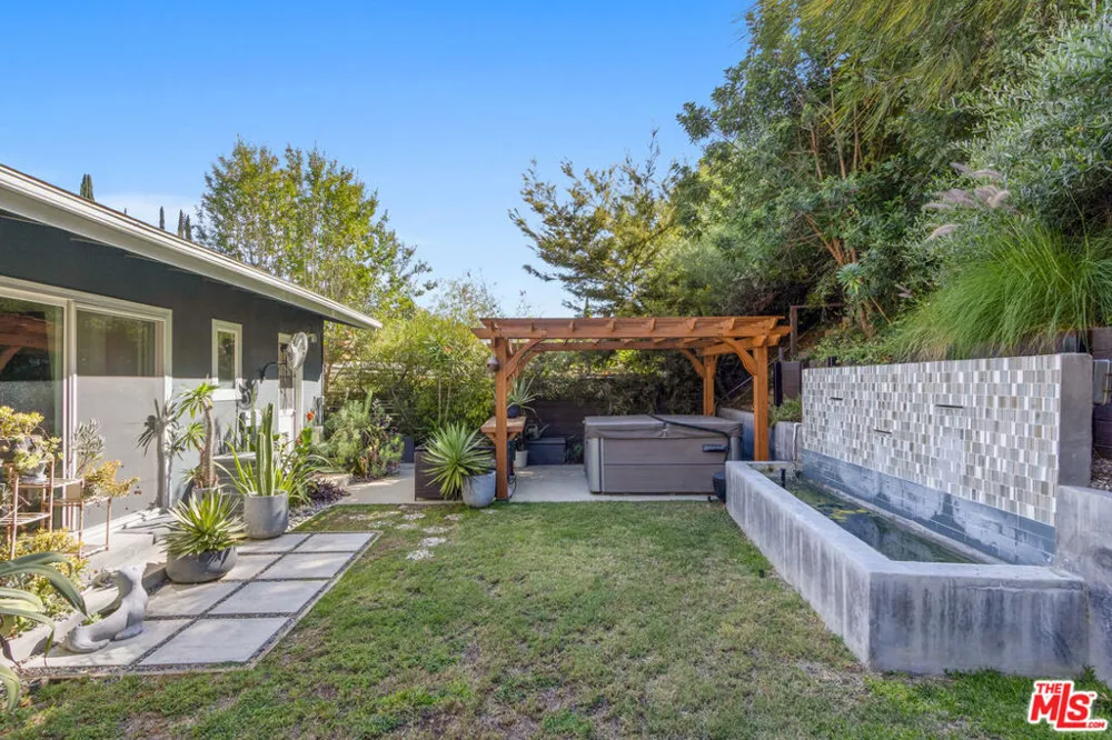 3631 Division Street Los Angeles, CA 90065